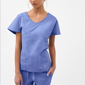 🆕 Jaanuu dolman top in ceil blue